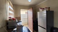 Kitchen - 6 square meters of property in Palm Ridge