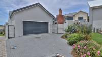 3 Bedroom 2 Bathroom House for Sale for sale in Stilbaai (Still Bay)