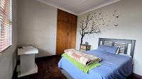 Bed Room 3 - 11 square meters of property in Meyerspark