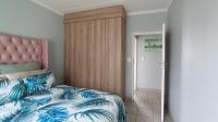 Bed Room 2 - 12 square meters of property in Sagewood