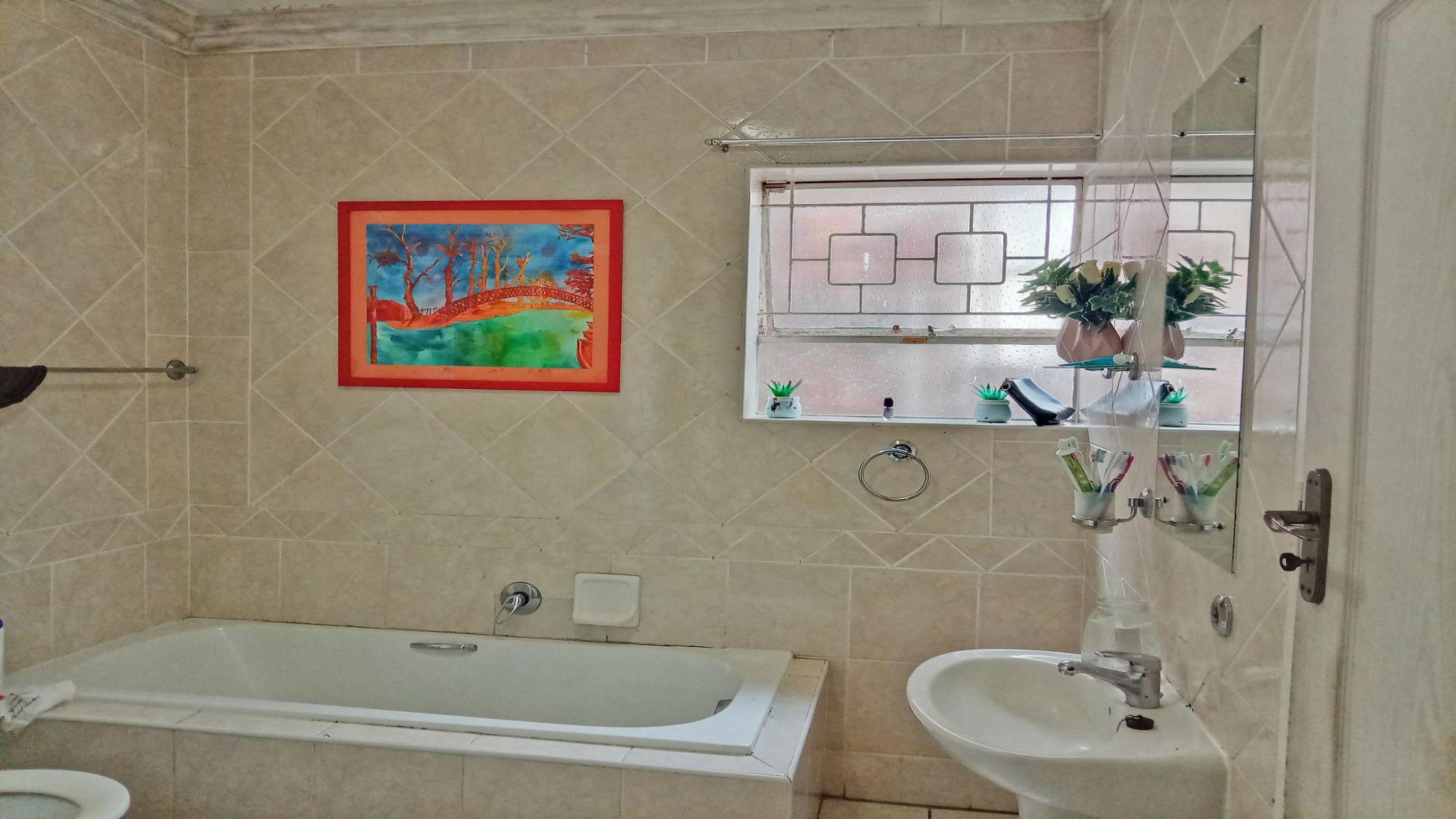 Bathroom 1 of property in South End