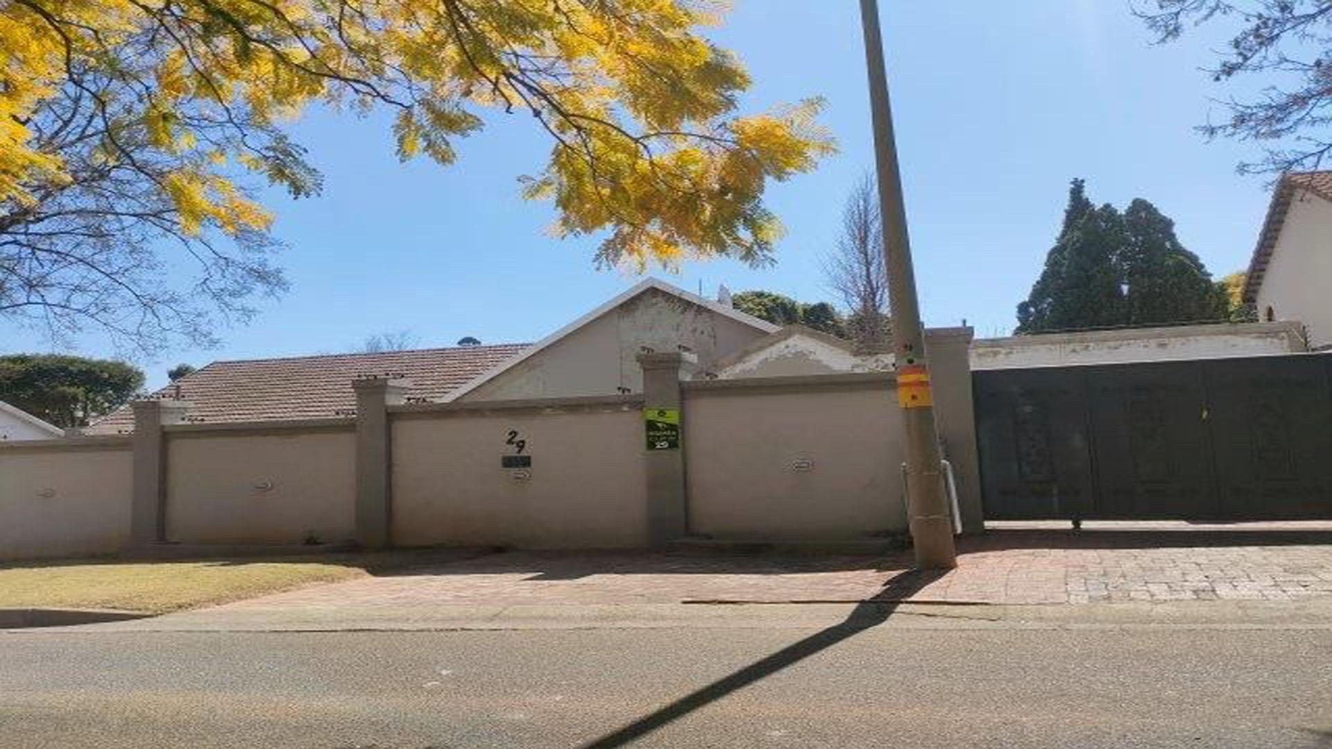 Front View of property in Eden Glen