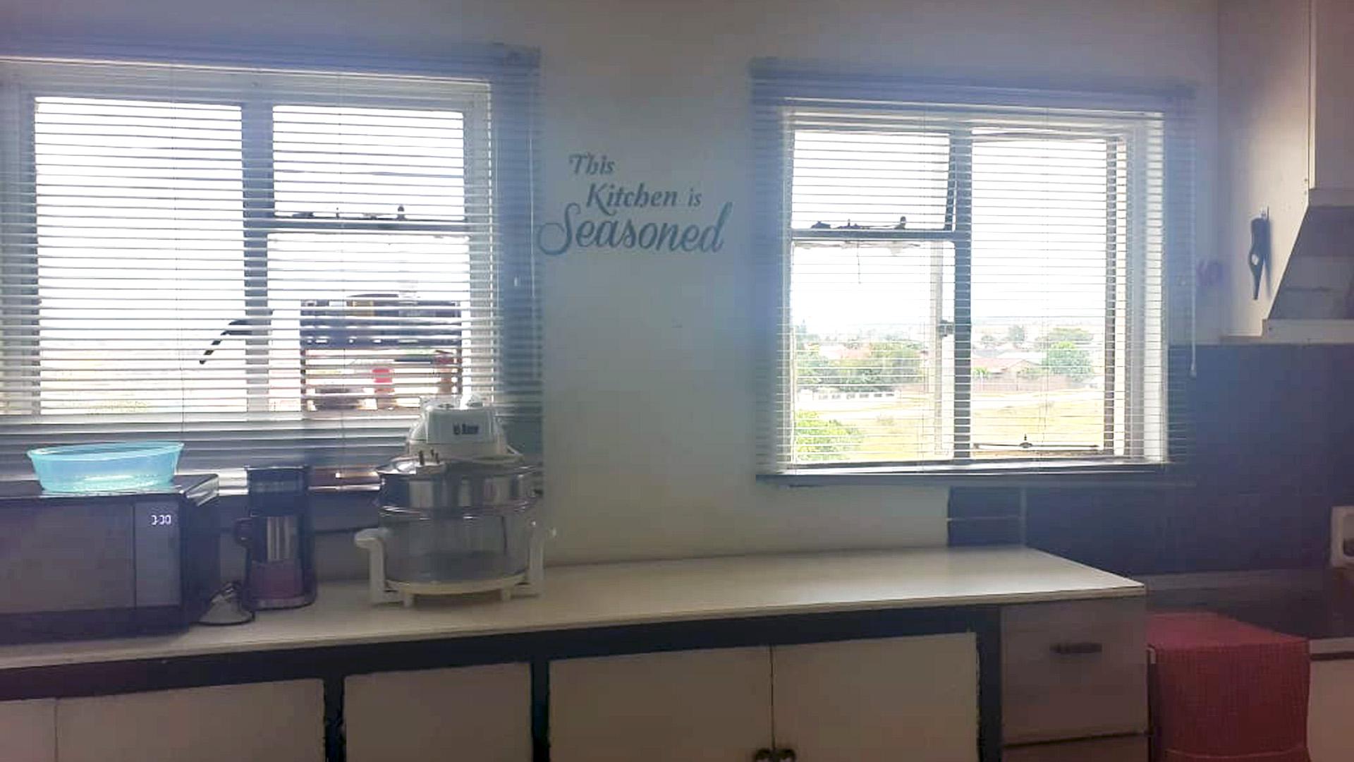 Kitchen of property in Algoa Park