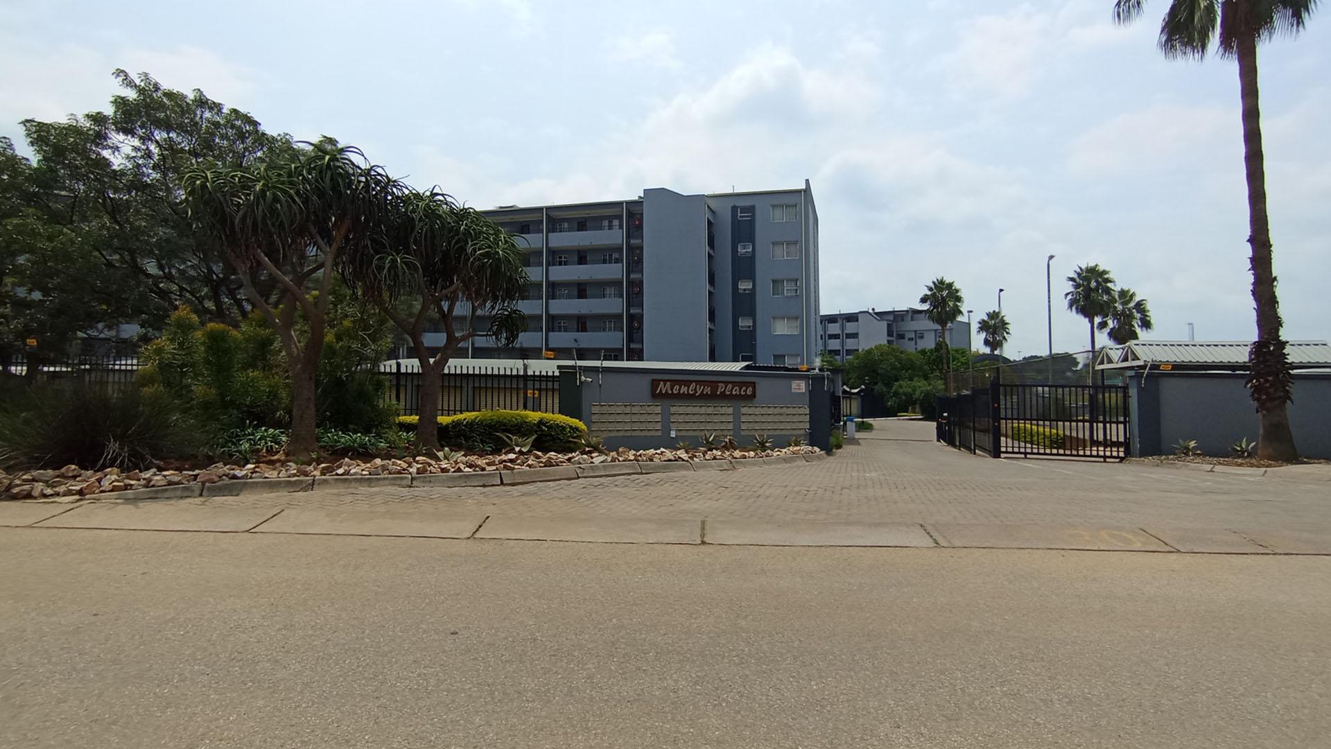 Front View of property in Menlyn