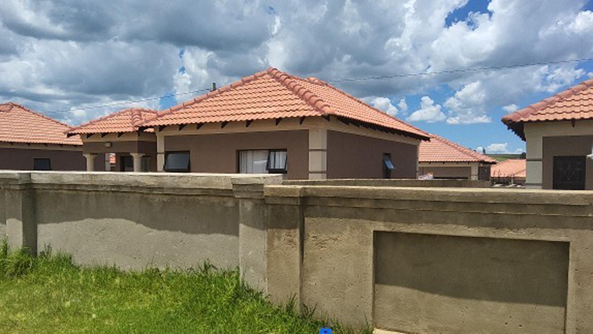 Front View of property in Ermelo