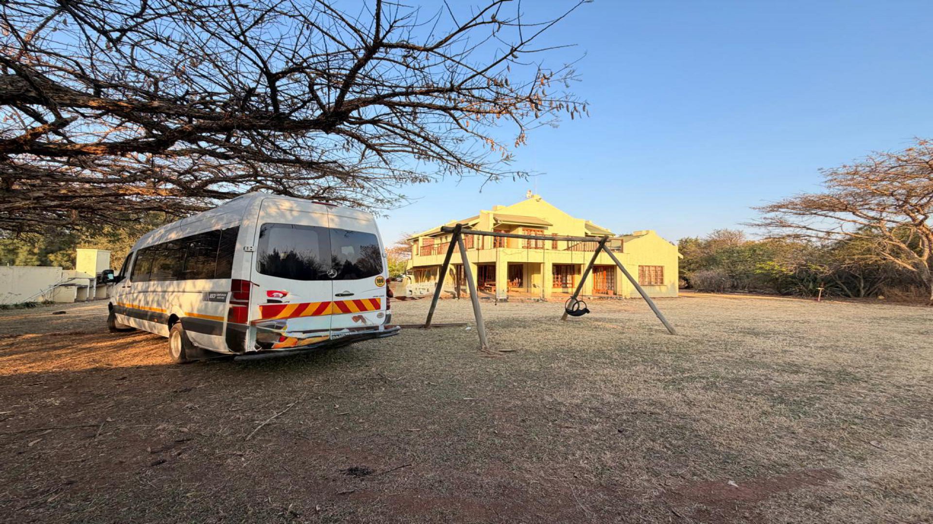 Spaces of property in Olievenhoutbos