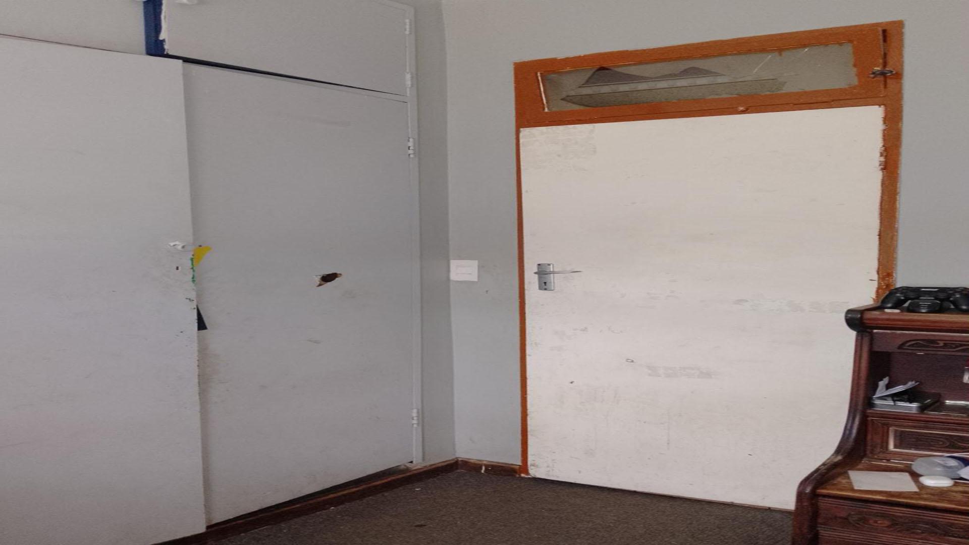 Bed Room 1 of property in Witpoortjie