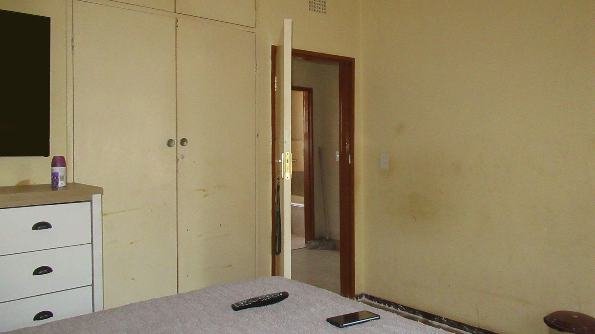 Bed Room 2 - 15 square meters of property in Witpoortjie