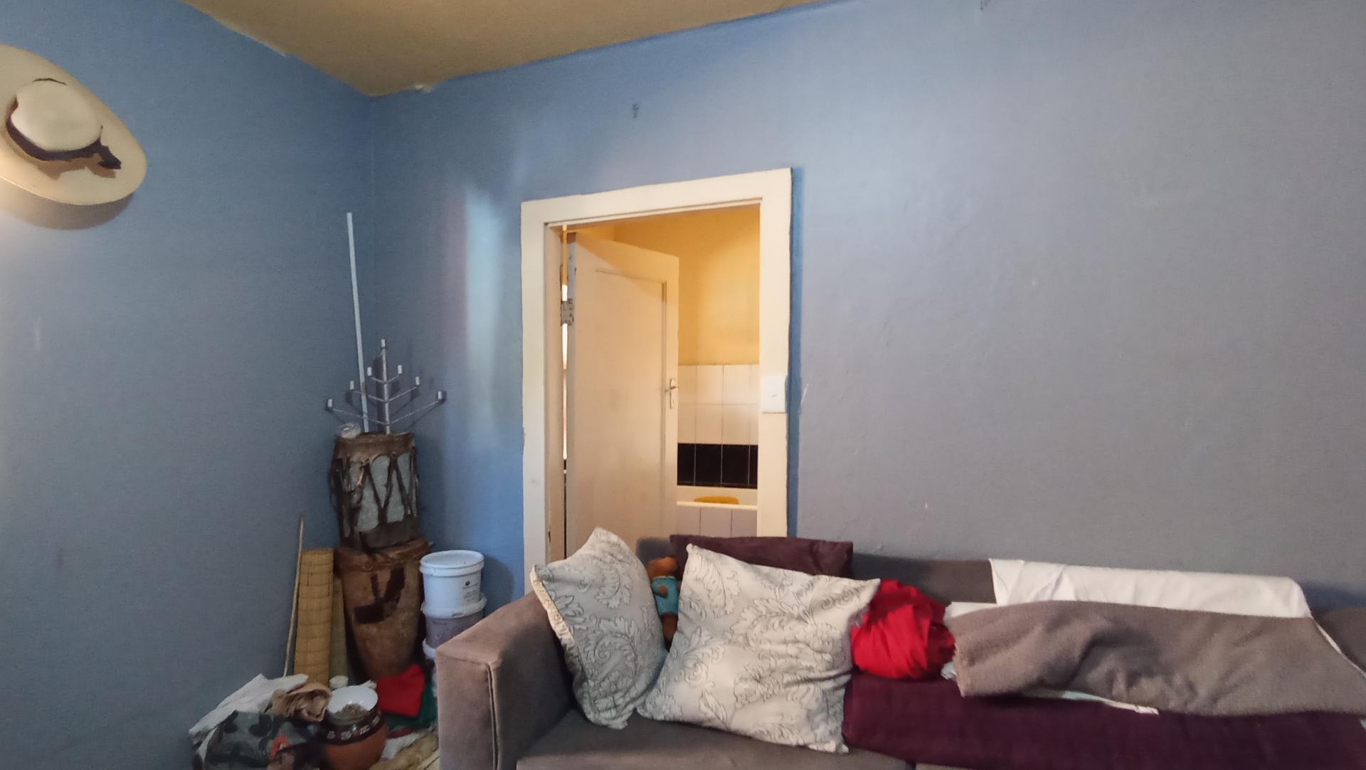 Bed Room 1 - 57 square meters of property in Rosettenville