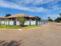 4 Bedroom 2 Bathroom House for Sale for sale in Doornpoort