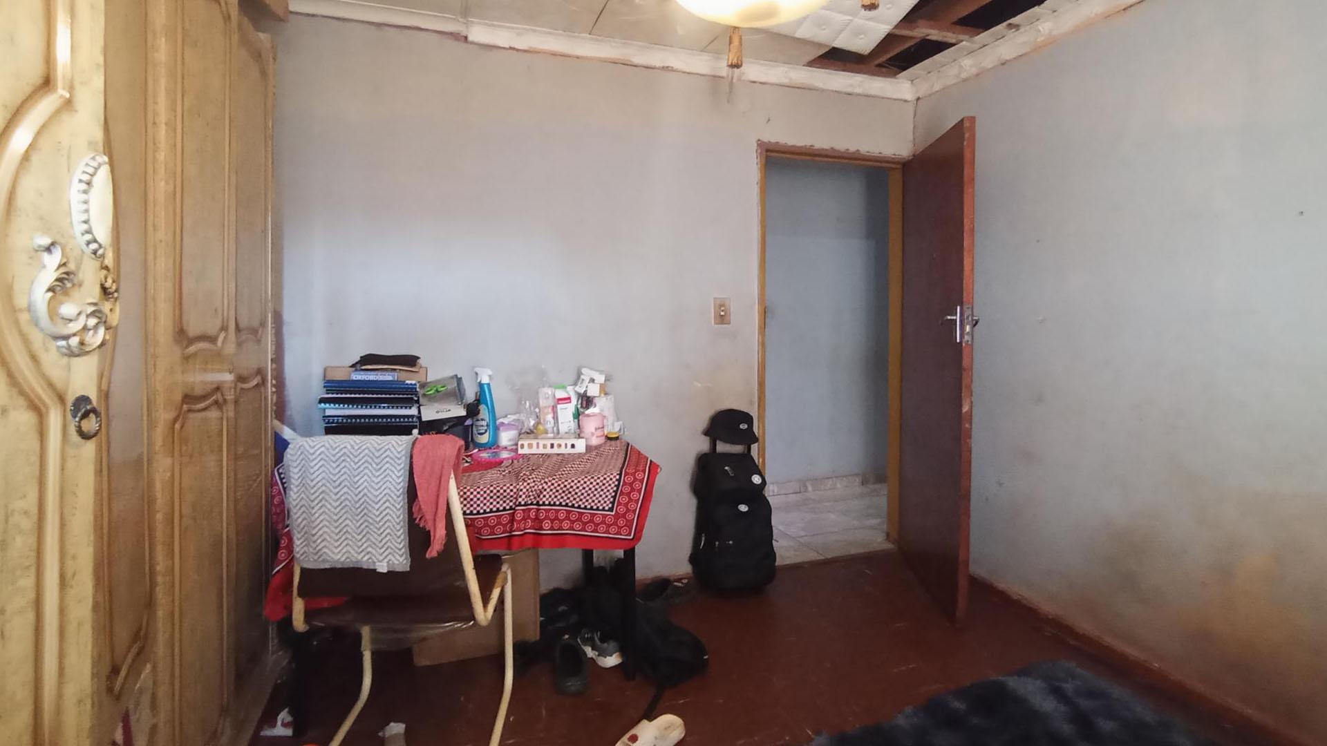 Bed Room 2 - 14 square meters of property in Ga-Rankuwa