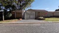 3 Bedroom 3 Bathroom House for Sale for sale in Bassonia Rock