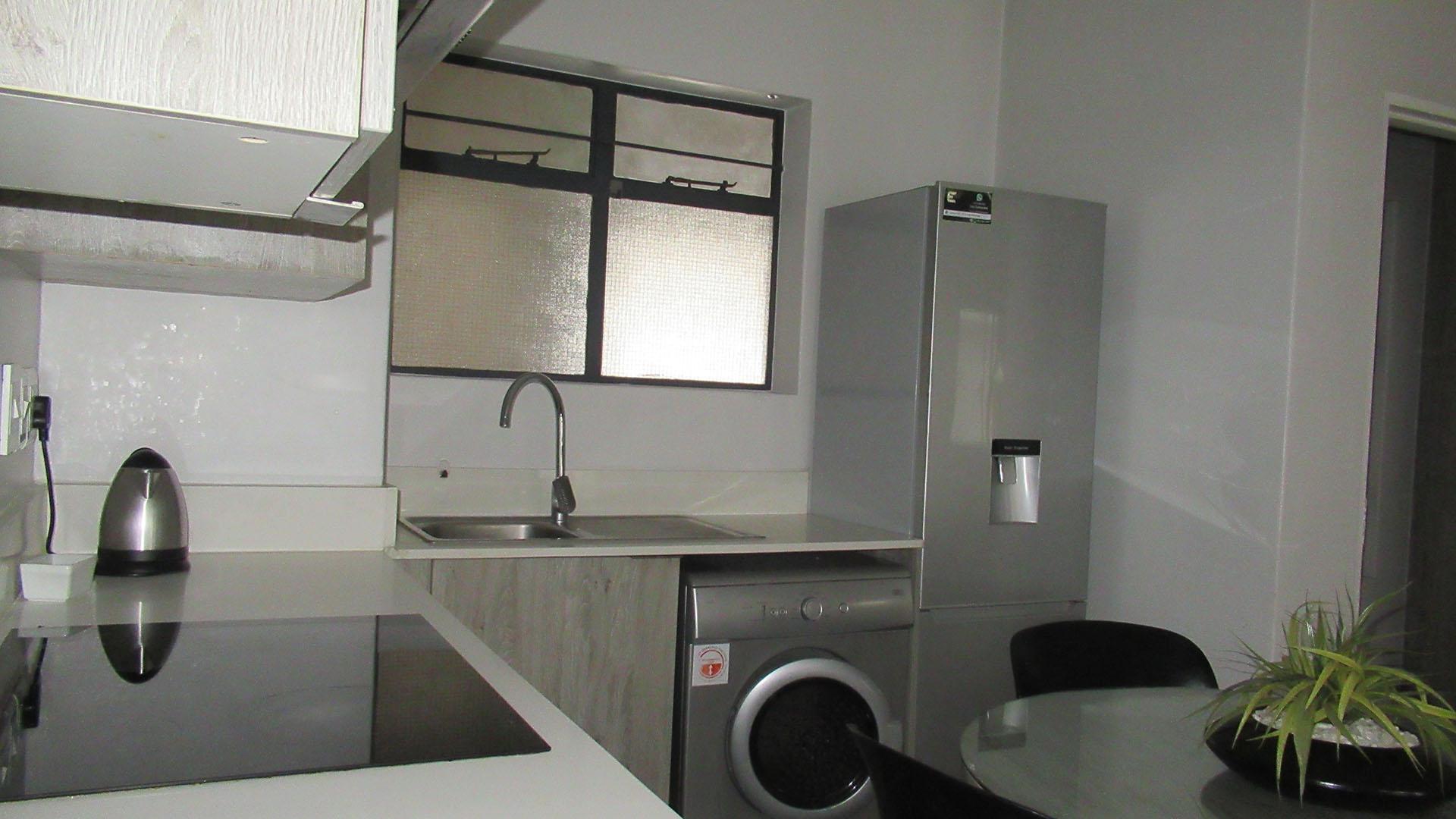 Kitchen - 6 square meters of property in Morningside