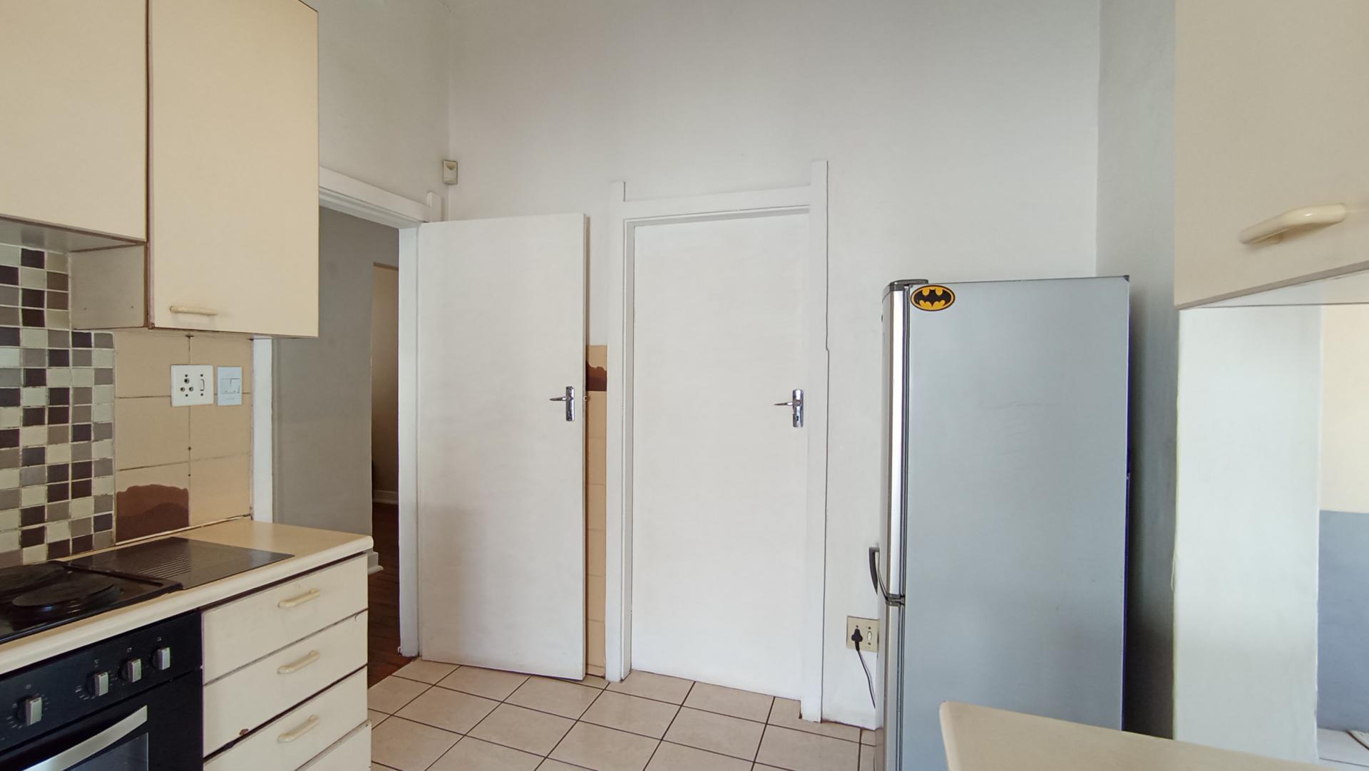 Kitchen - 10 square meters of property in Orange Grove