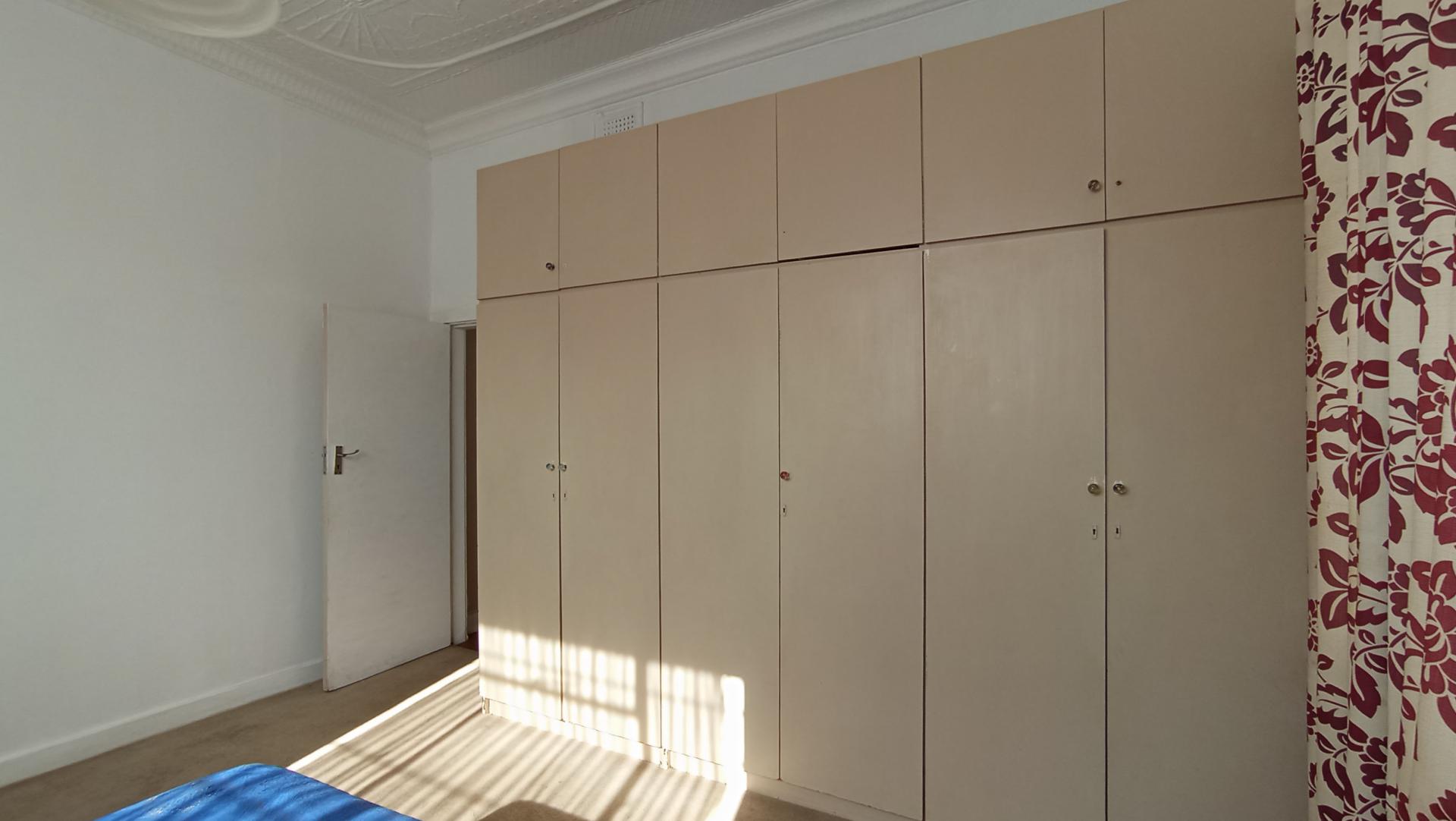 Bed Room 1 - 18 square meters of property in Orange Grove