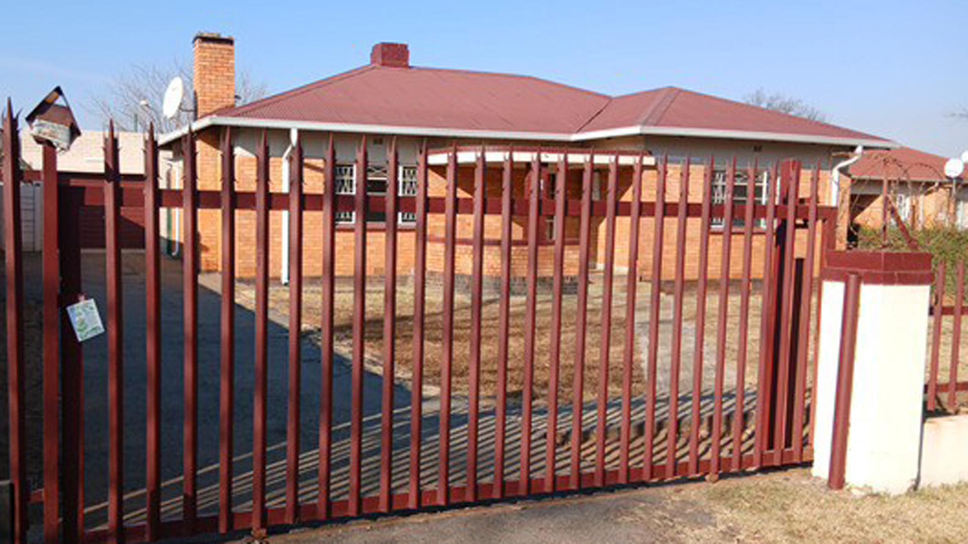 Front View of property in Nigel