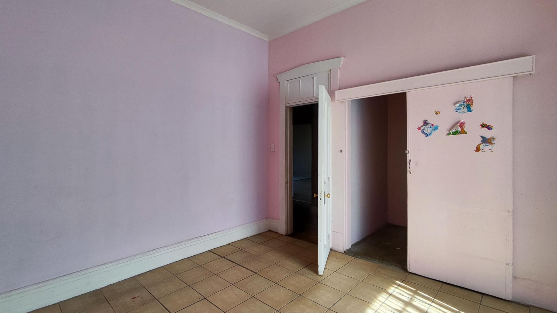 Bed Room 1 - 21 square meters of property in Plantation