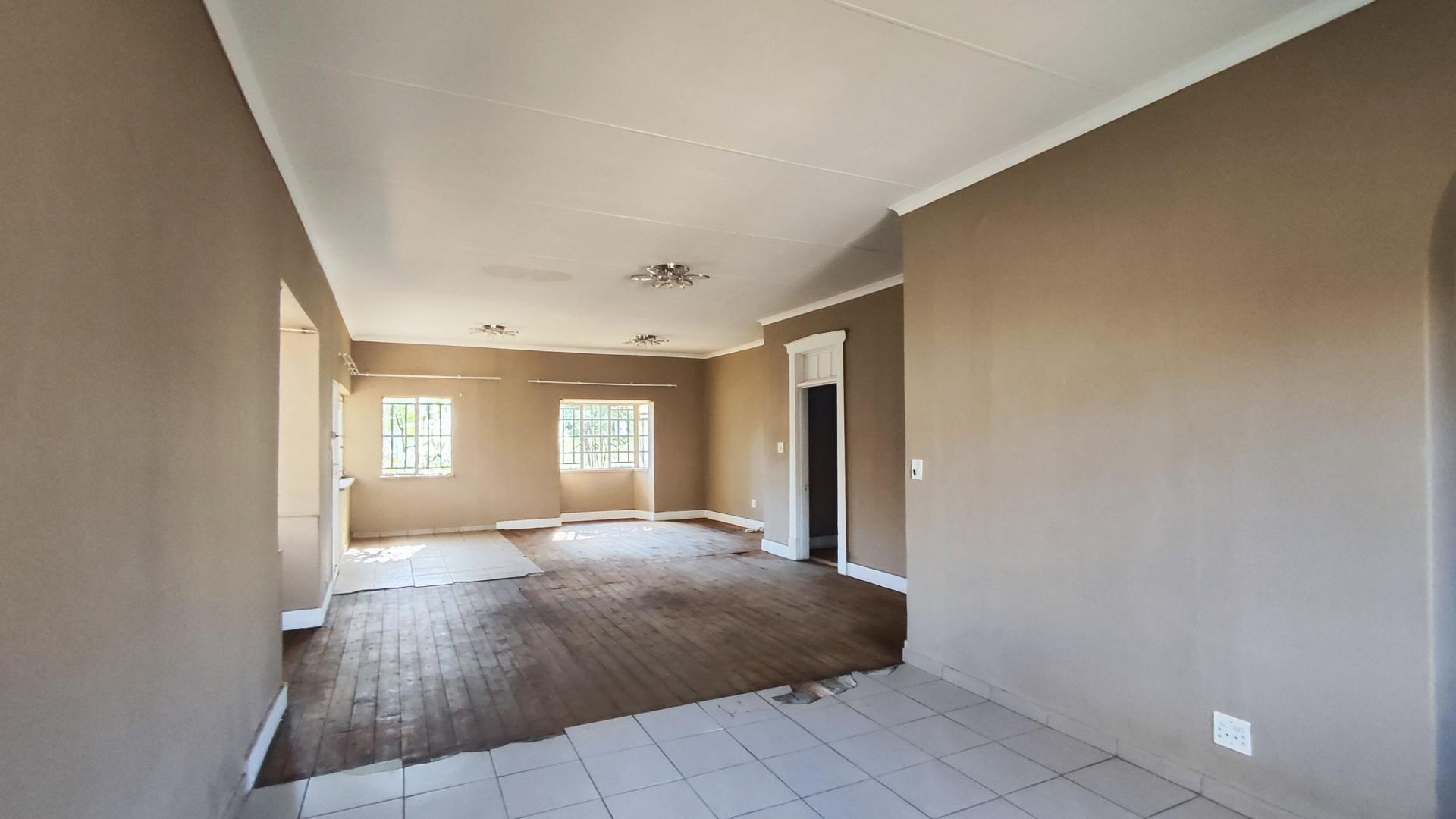 Lounges - 76 square meters of property in Plantation