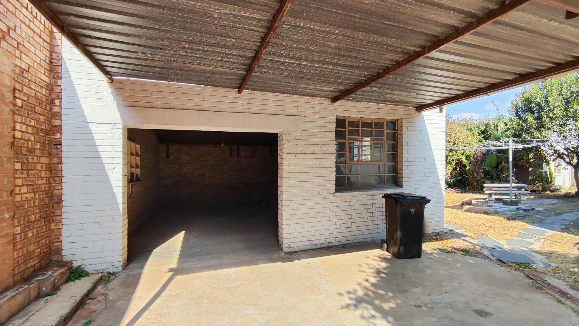 Front View of property in Plantation