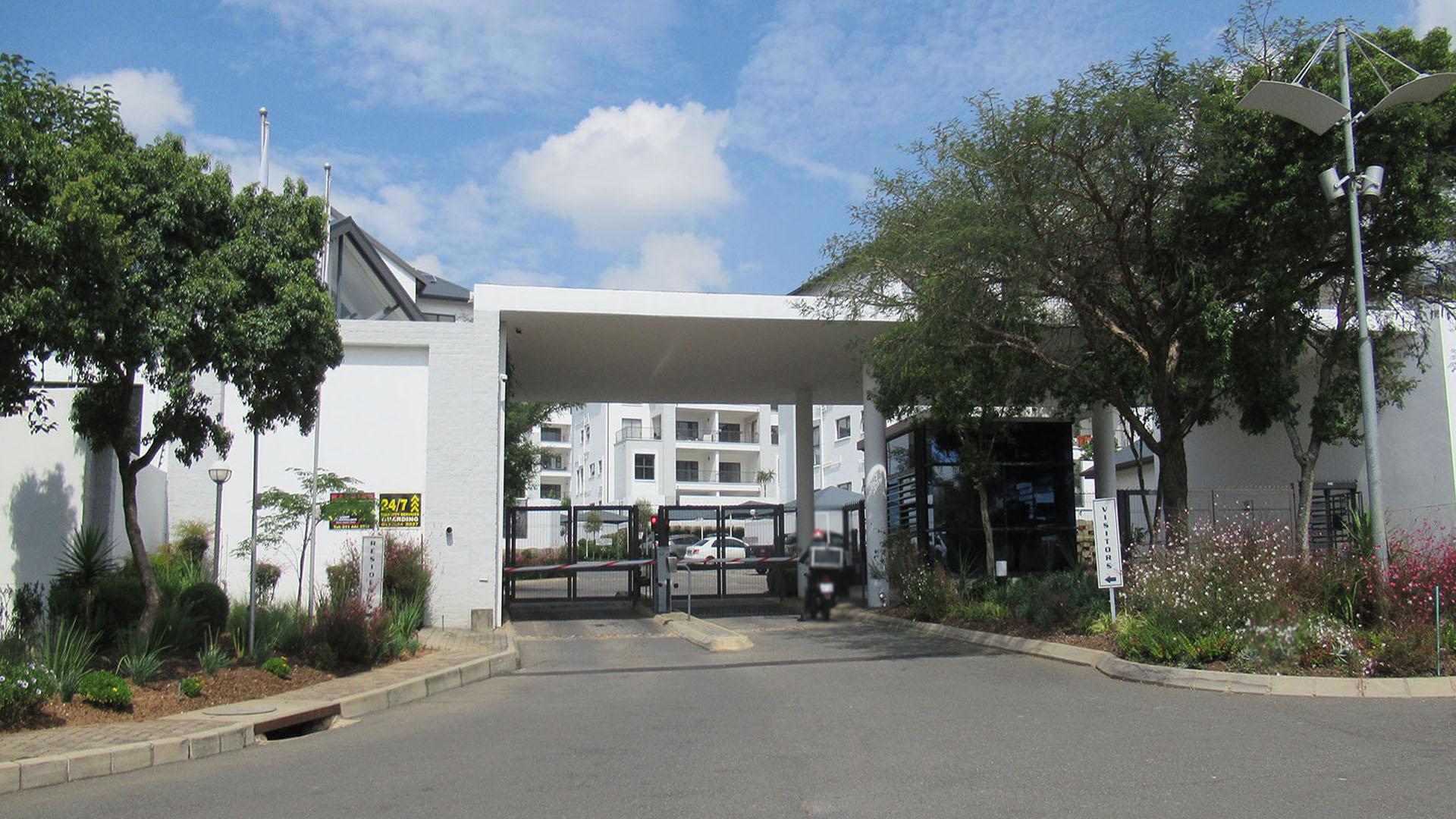 Front View of property in Greenstone Hill