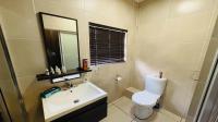 Bathroom 1 of property in Greenstone Hill