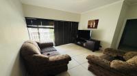 Lounges of property in Greenstone Hill