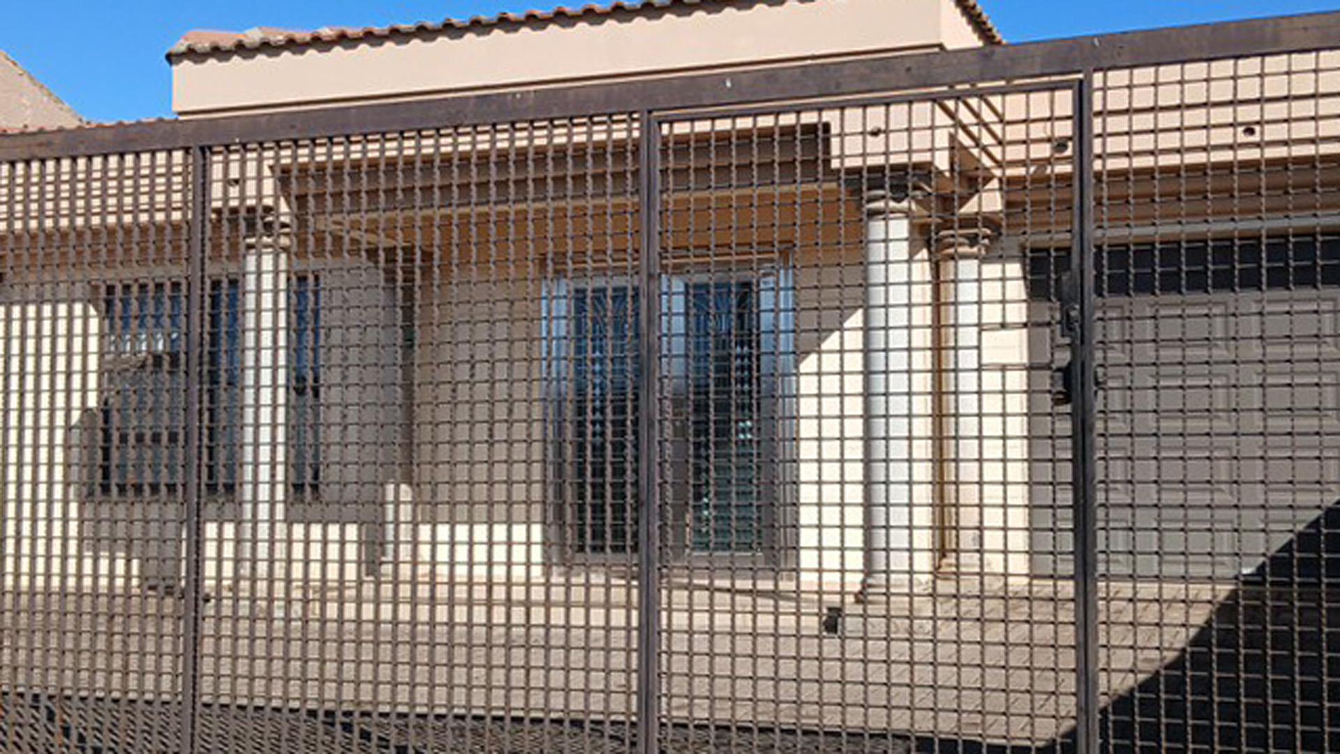 Front View of property in Vosloorus