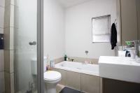Bathroom 1 of property in Broadacres