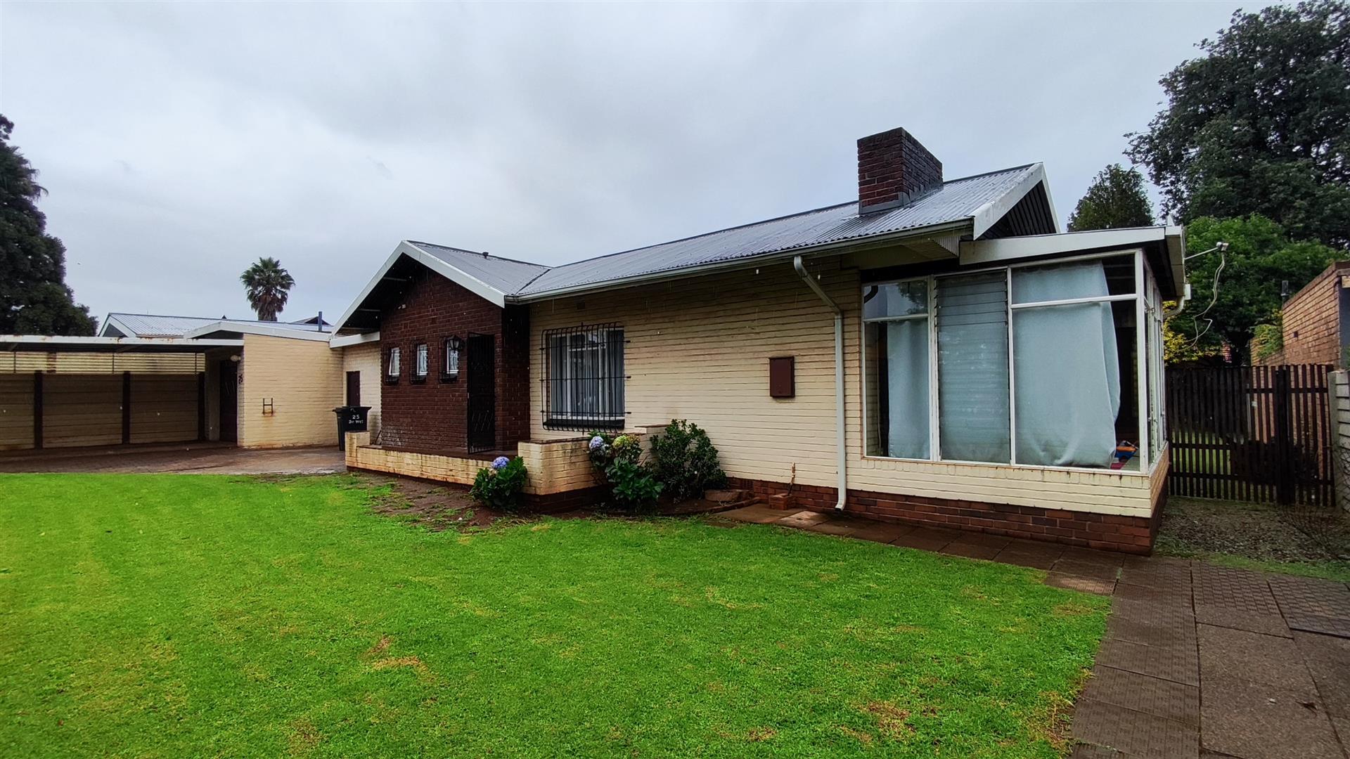 Front View of property in Brenthurst
