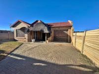 3 Bedroom 2 Bathroom House for Sale for sale in Bloemfontein