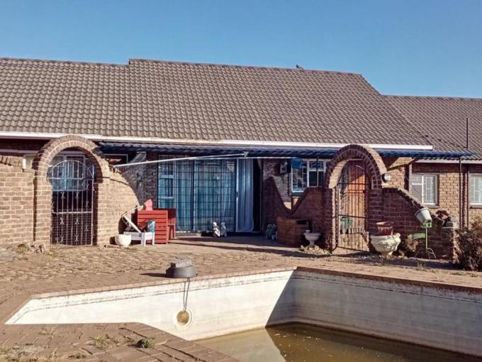 5 Bedroom House for Sale For Sale in Rensburg - MR667968