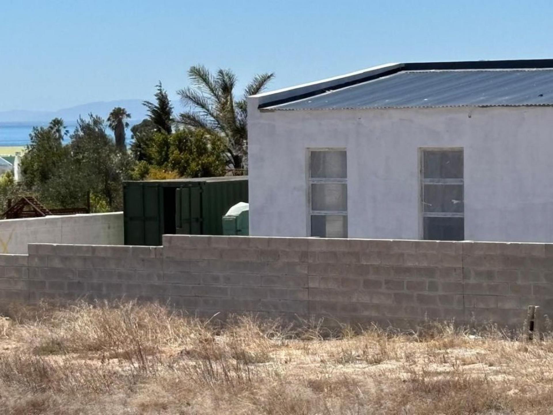  of property in St Helena Bay