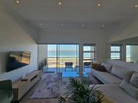 of property in Bloubergrant