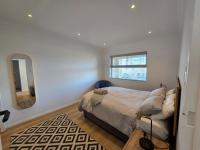  of property in Bloubergrant