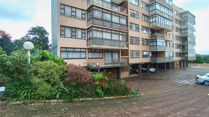 3 Bedroom Apartment for Sale For Sale in Amanzimtoti  - Private Sale - MR668061