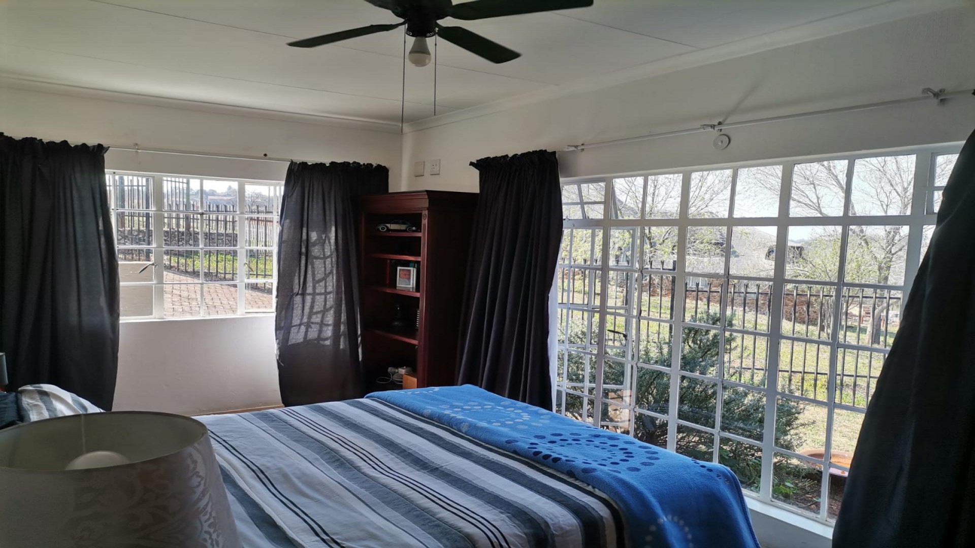 Bed Room 2 of property in Vaal Oewer