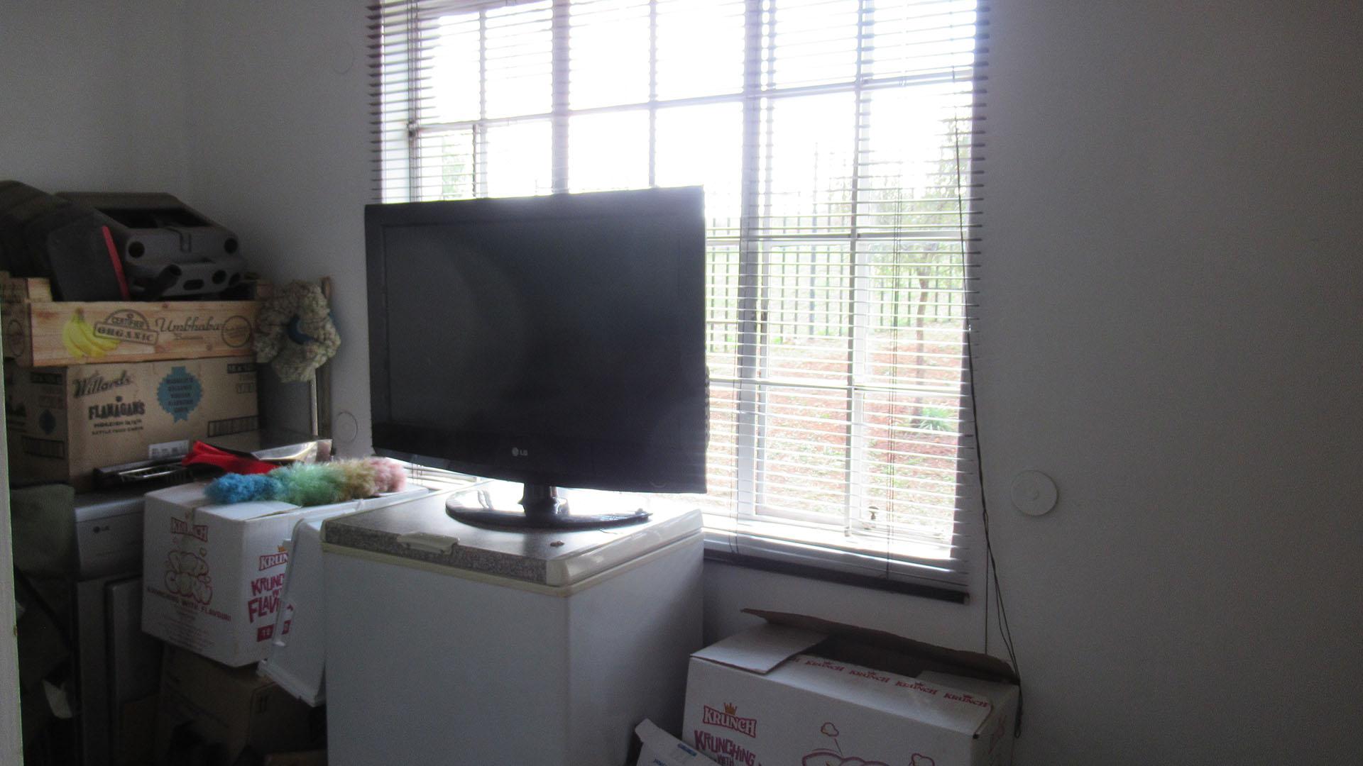Bed Room 3 - 8 square meters of property in Vaal Oewer