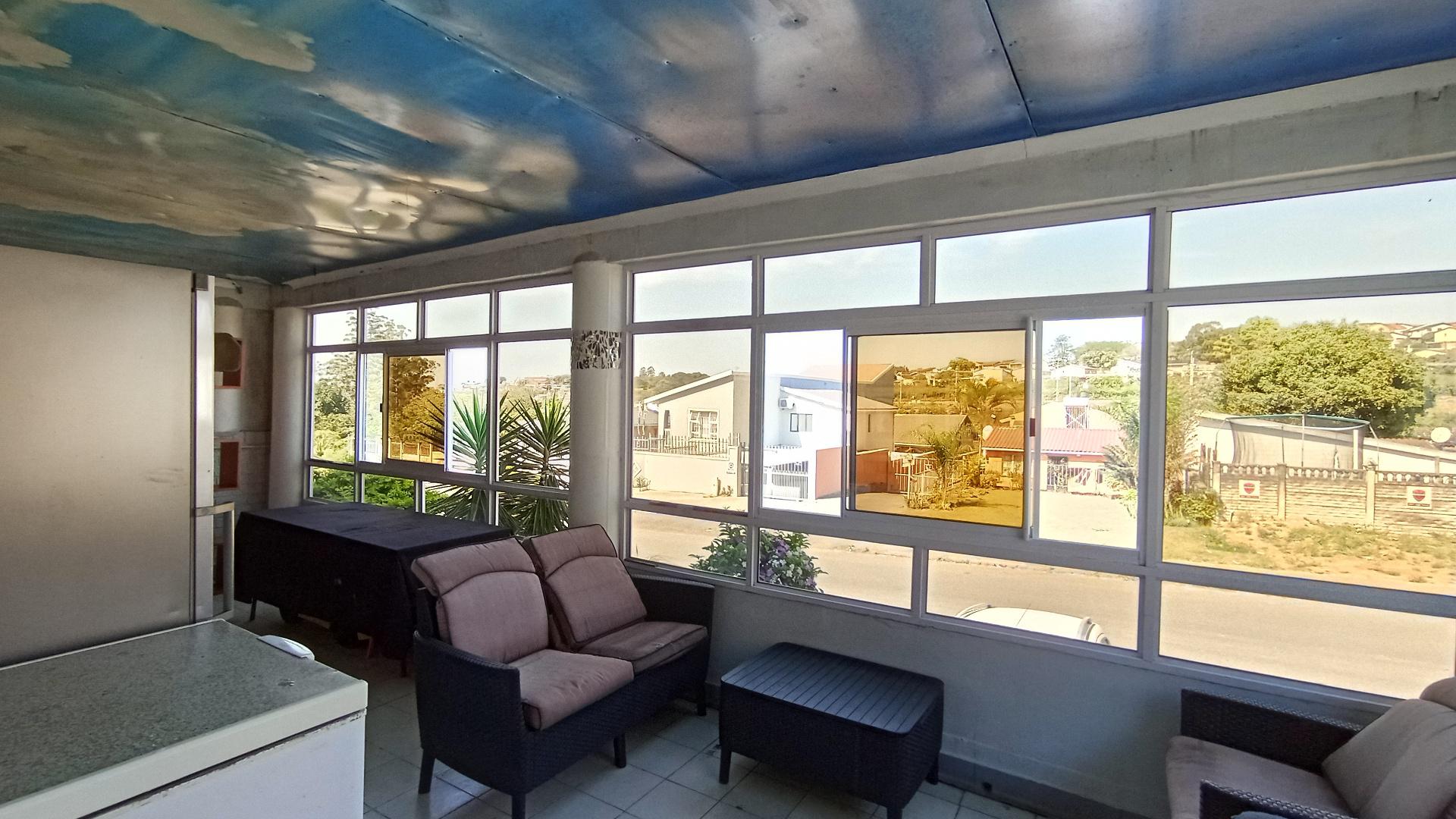 Spaces - 5 square meters of property in Crossmoor