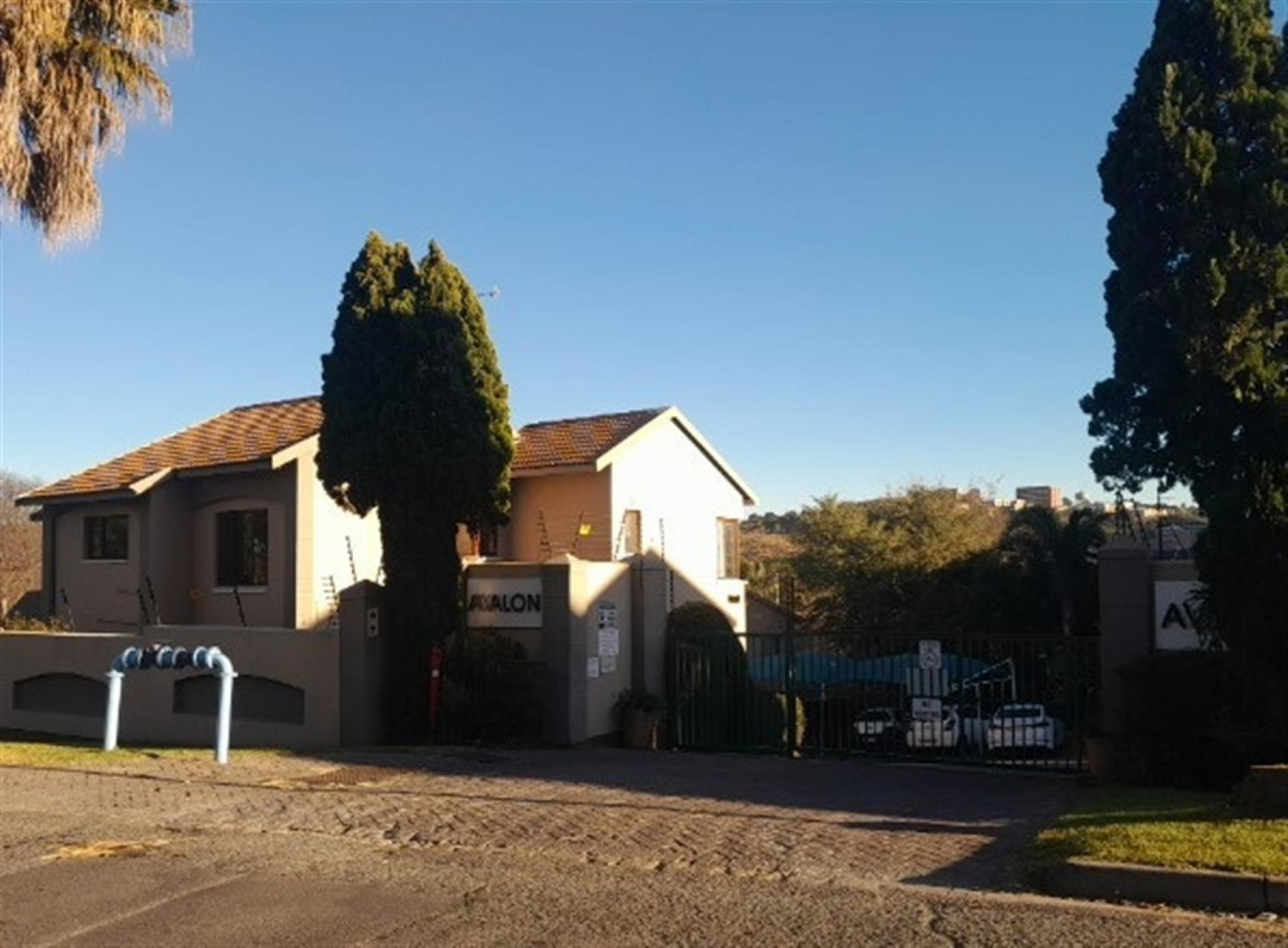 Front View of property in Winchester Hills