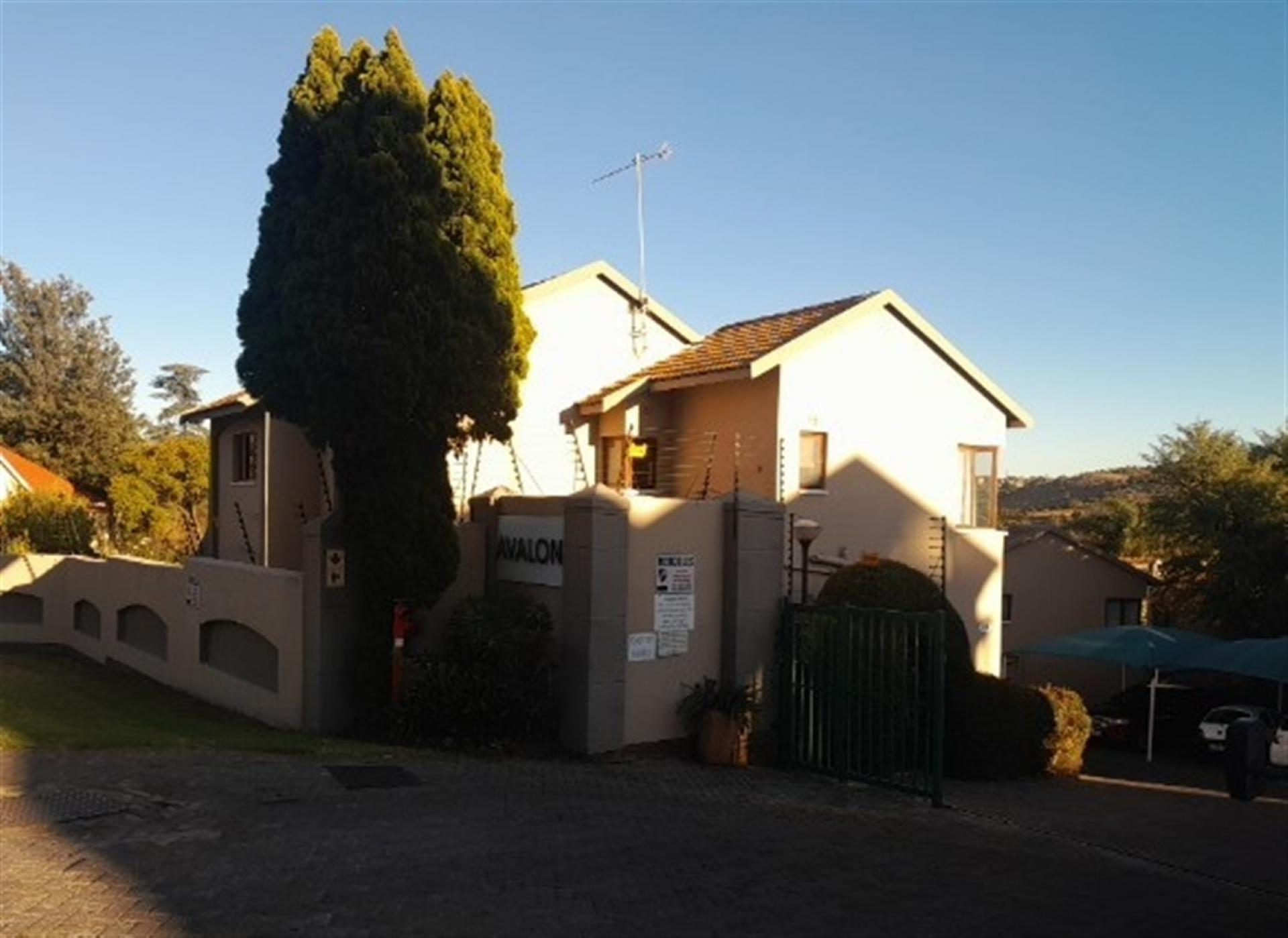 Front View of property in Winchester Hills