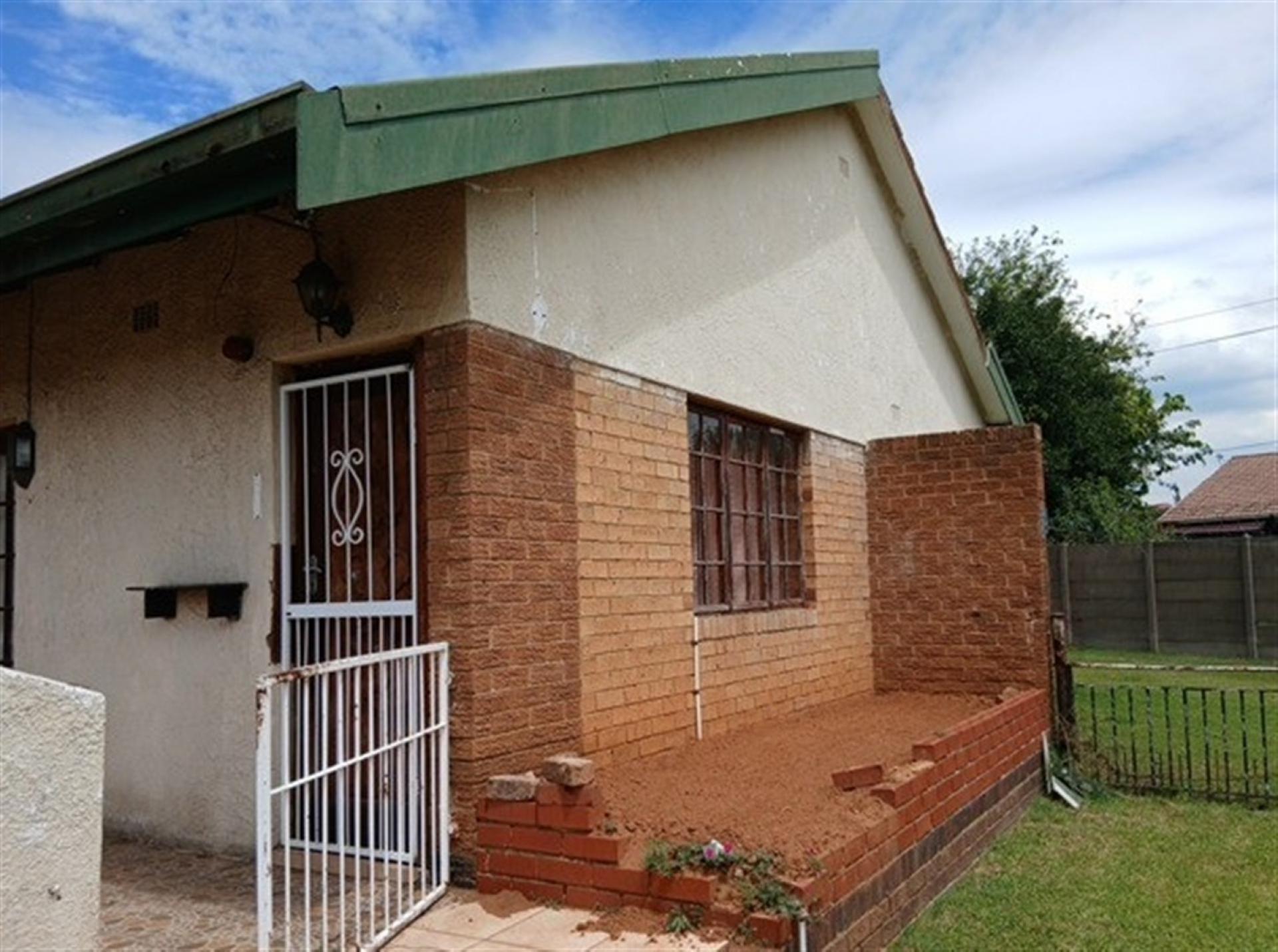 Front View of property in Kriel