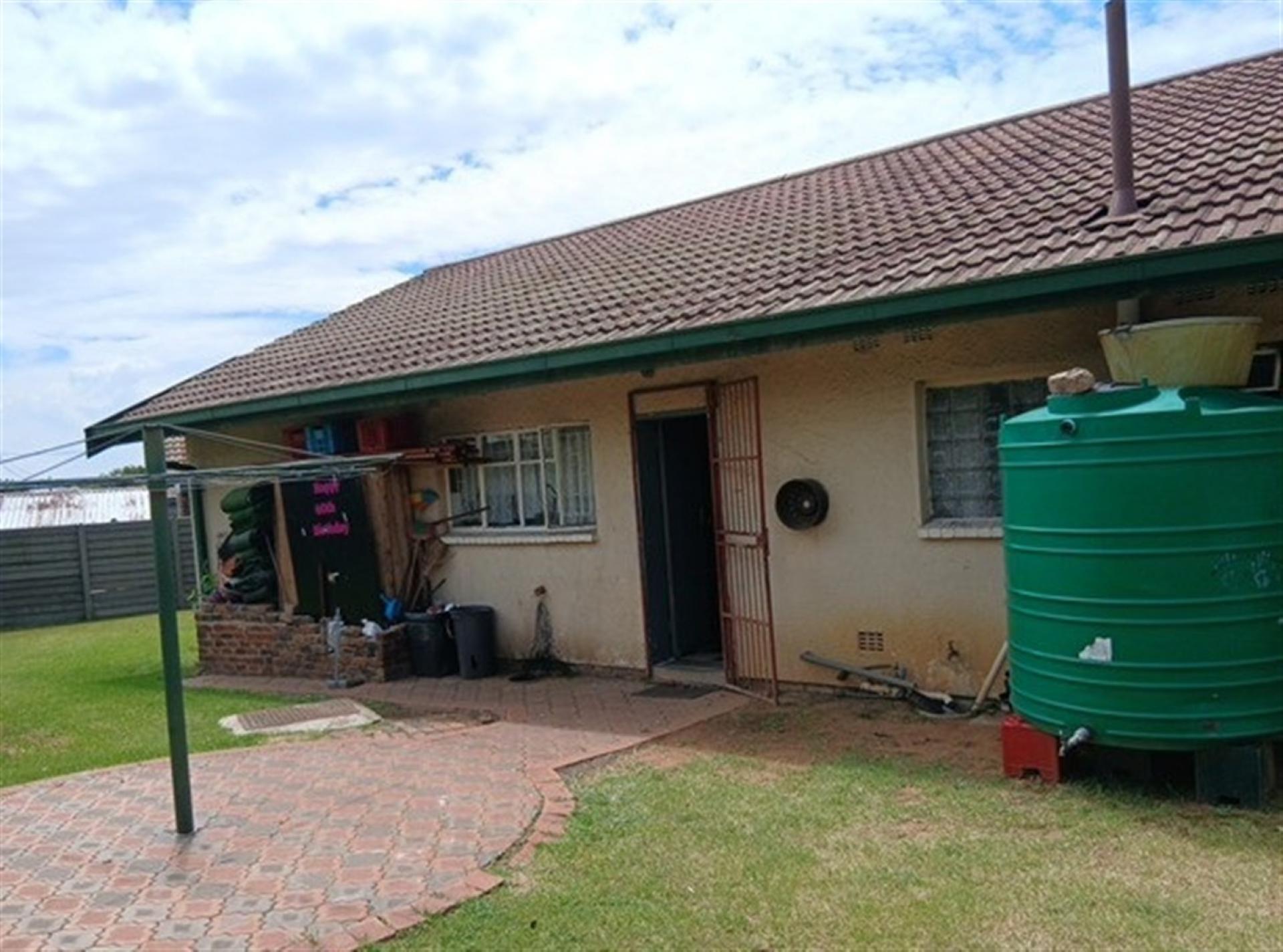 Front View of property in Kriel
