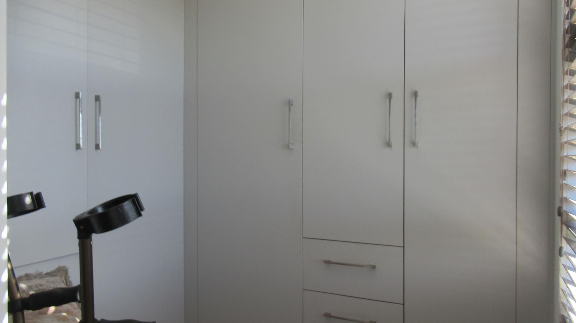 Main Bedroom - 20 square meters of property in Homes Haven