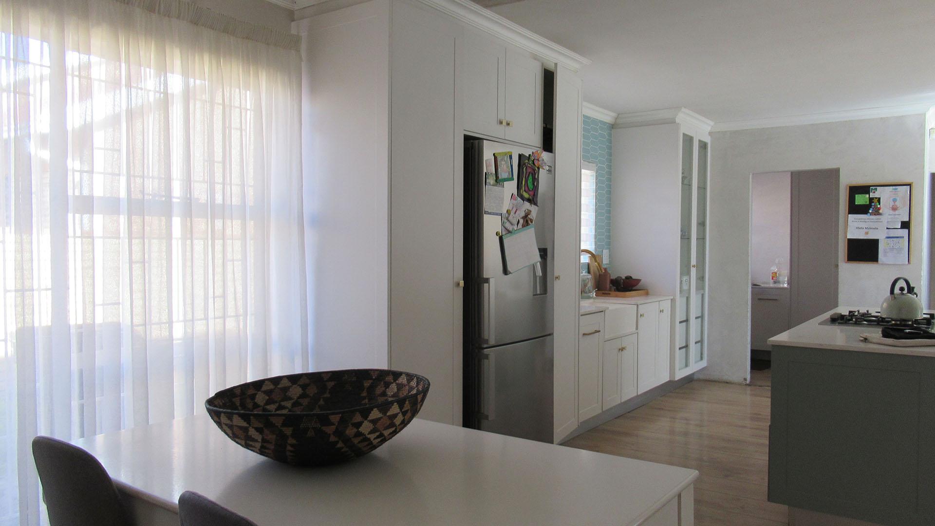 Dining Room - 13 square meters of property in Wilropark
