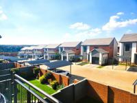 3 Bedroom 2 Bathroom Simplex for Sale for sale in Amberfield