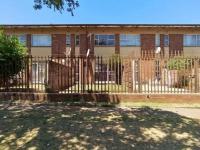 2 Bedroom 1 Bathroom Simplex for Sale for sale in Forest Hill - JHB