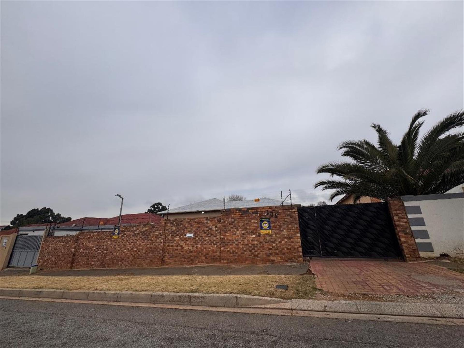 Front View of property in Roseacre