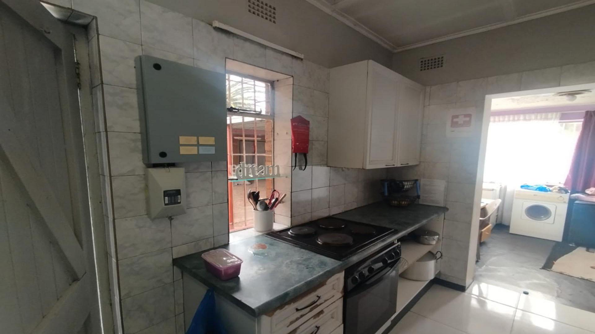 Kitchen of property in Vanderbijlpark