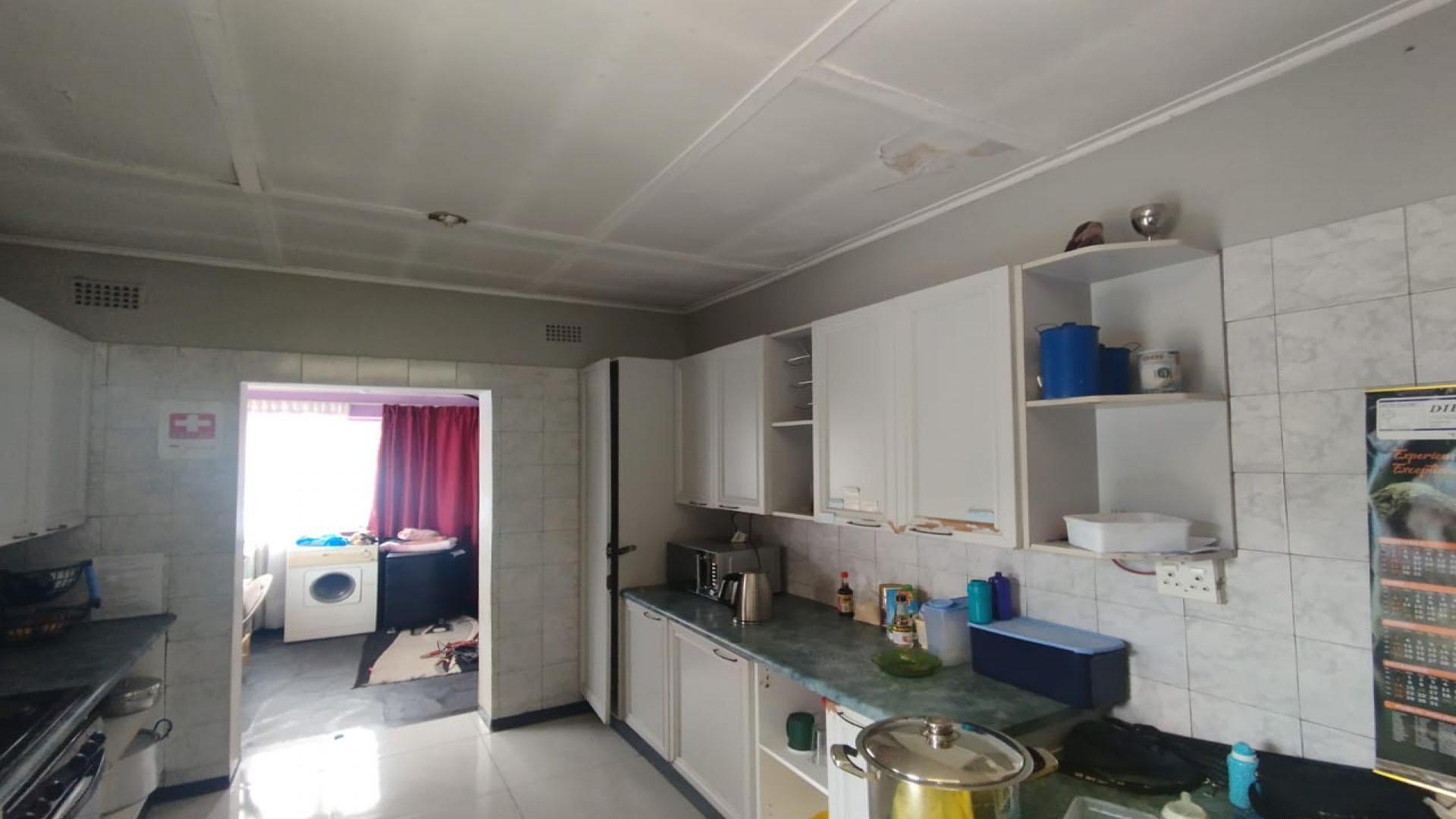 Kitchen of property in Vanderbijlpark