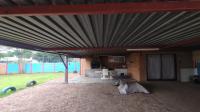 Carport  of property in Vanderbijlpark